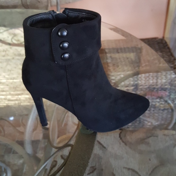 Stiletto Booties - Picture 2 of 4